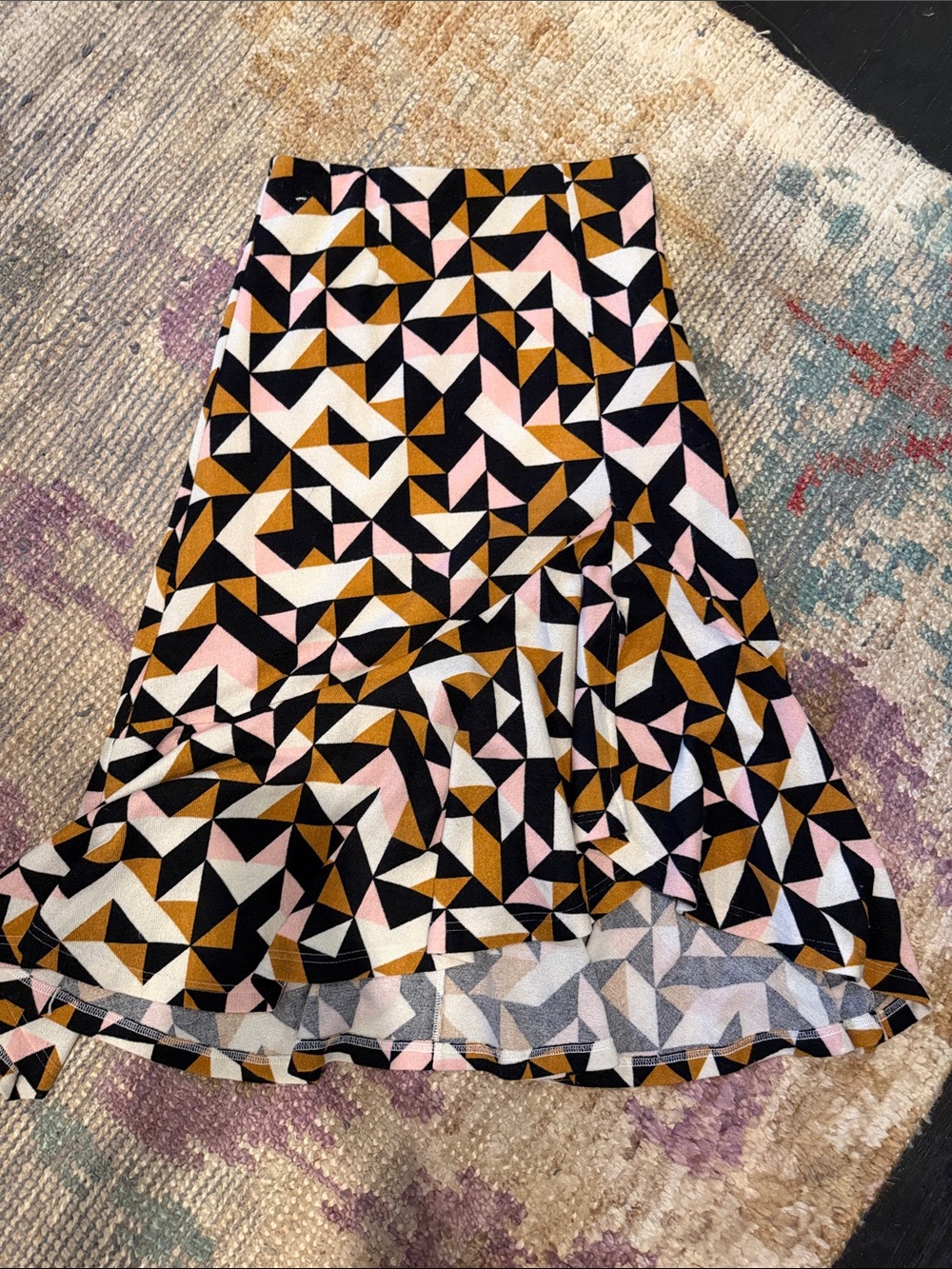 Mauve Geometric A-Line Skirt in Black, Pink & Mustard